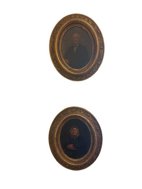 Pair of Victorian Portraits, Antique - Anecdote