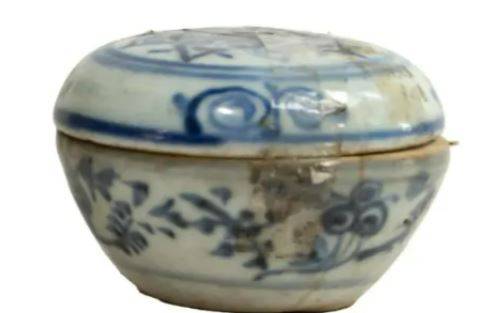Asian Annamese Style Jarlet - #298 - Anecdote